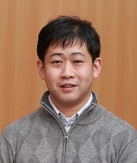 九州工業大学　大学院生命体工学研究科　生体機能応用工学専攻　環境共生工学講座　微生物工学分野　教授 前田 憲成 先生
